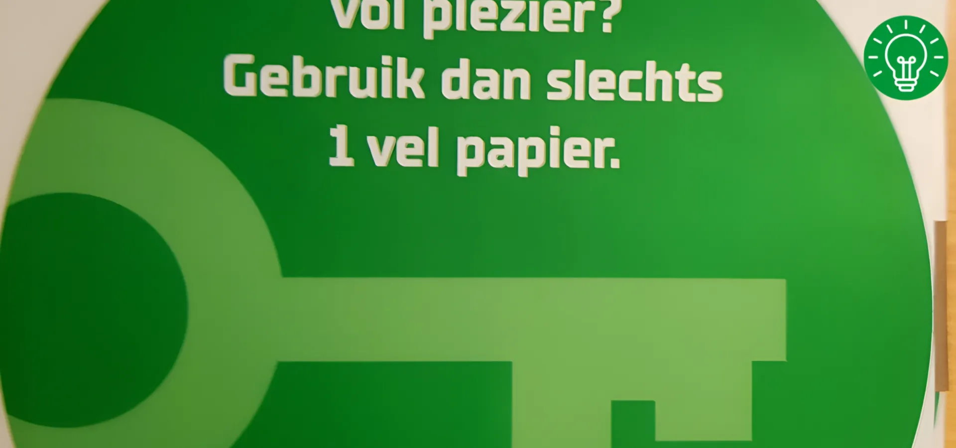 Snowworld Landgraaf vermindert de berg papierafval met sticker groenidee