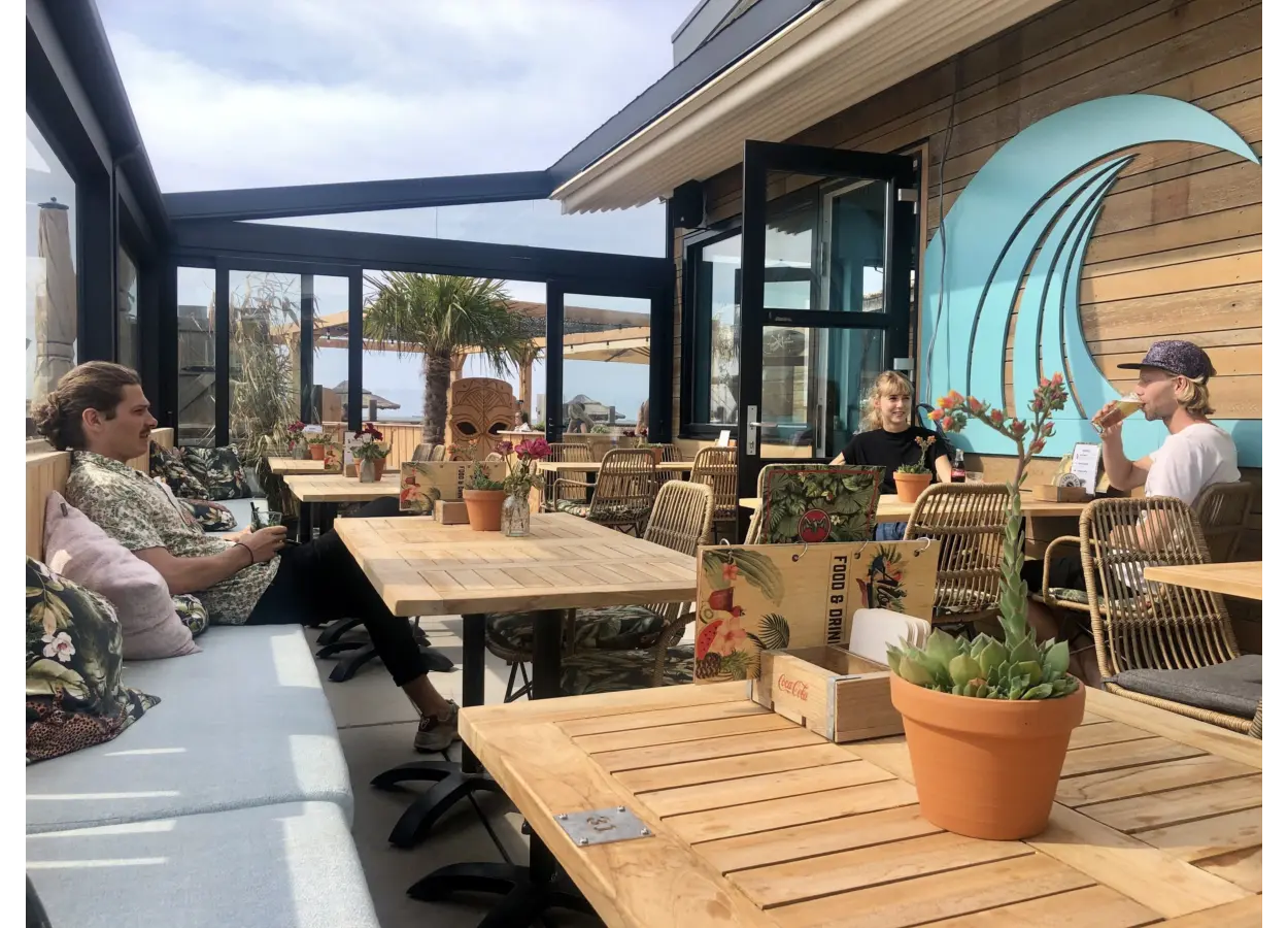 01 KEA8 ZM63 VMBT7 BJBWWKV26 P5