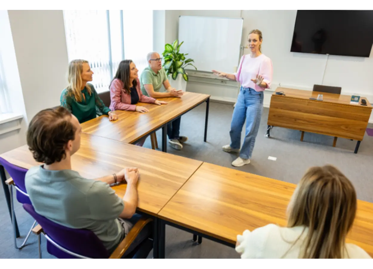 01 KK9 CJGW246 W9 STPHSJ99 SFP7