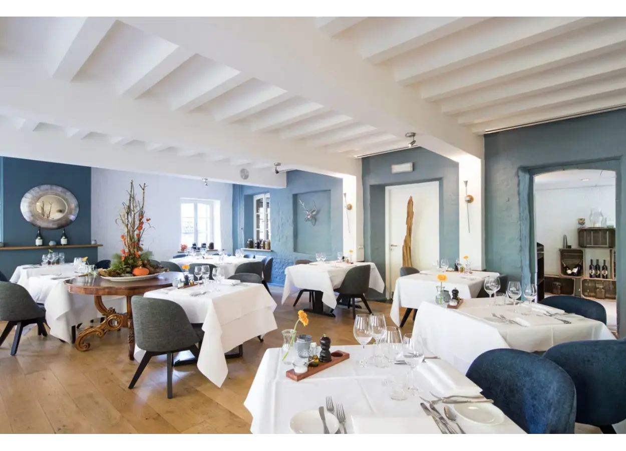 01 KBJ43 GHBTFZQ5 W2 M8 NTKM9 R2