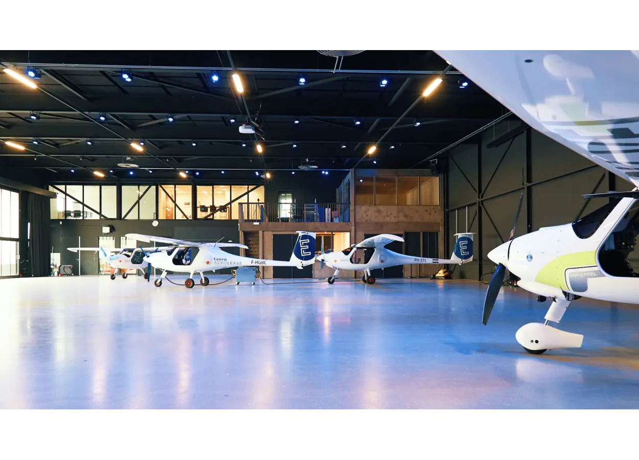 01 KF0 MTCT5 FA0 C41 QQNN5 Z6 D0 M