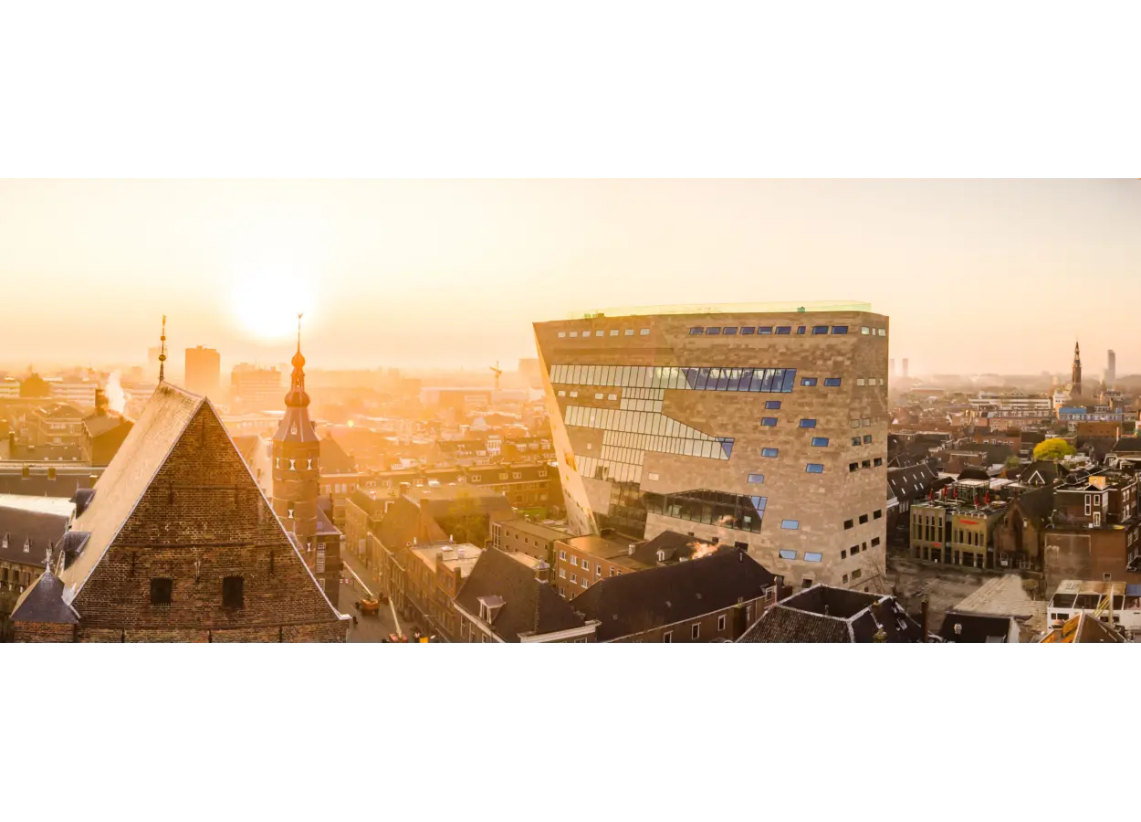 01 KKGVJ5 Q3 D5 MS5 SY552 C1 WMH9