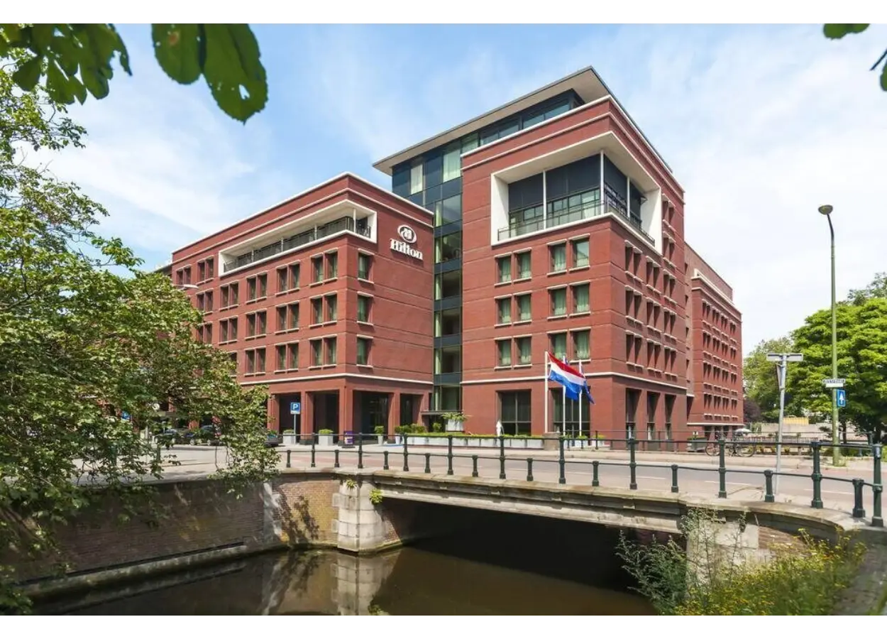 01 KAE6 MW7 RHG9 RZW0 EN74 ZAMXN