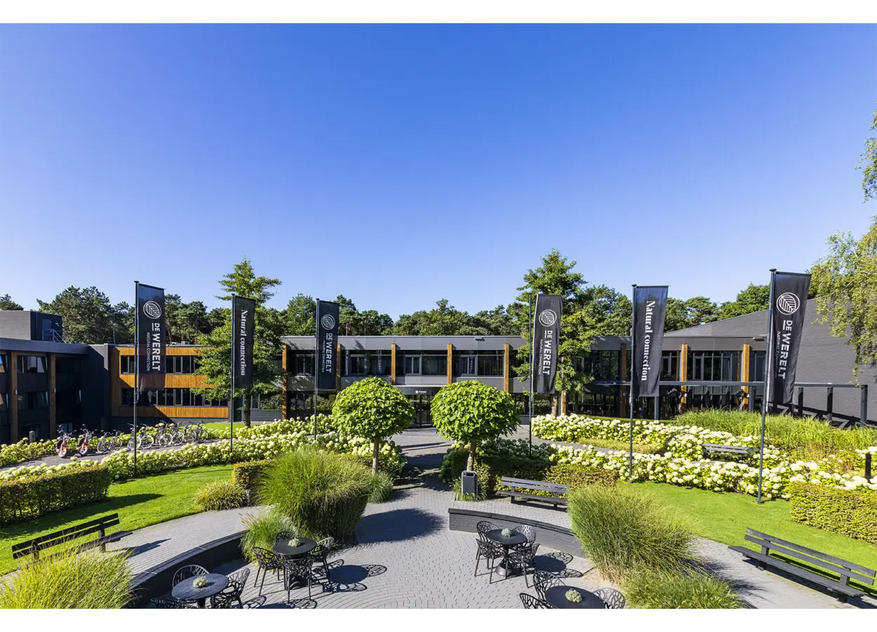 01 KABQNJ4 J3 WH8 G4 YR71 MWBPXQ