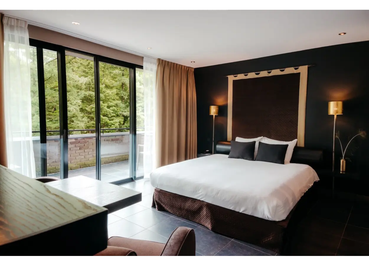 01 KABVEZ4 GKBCQZG2 B845 DGGSS