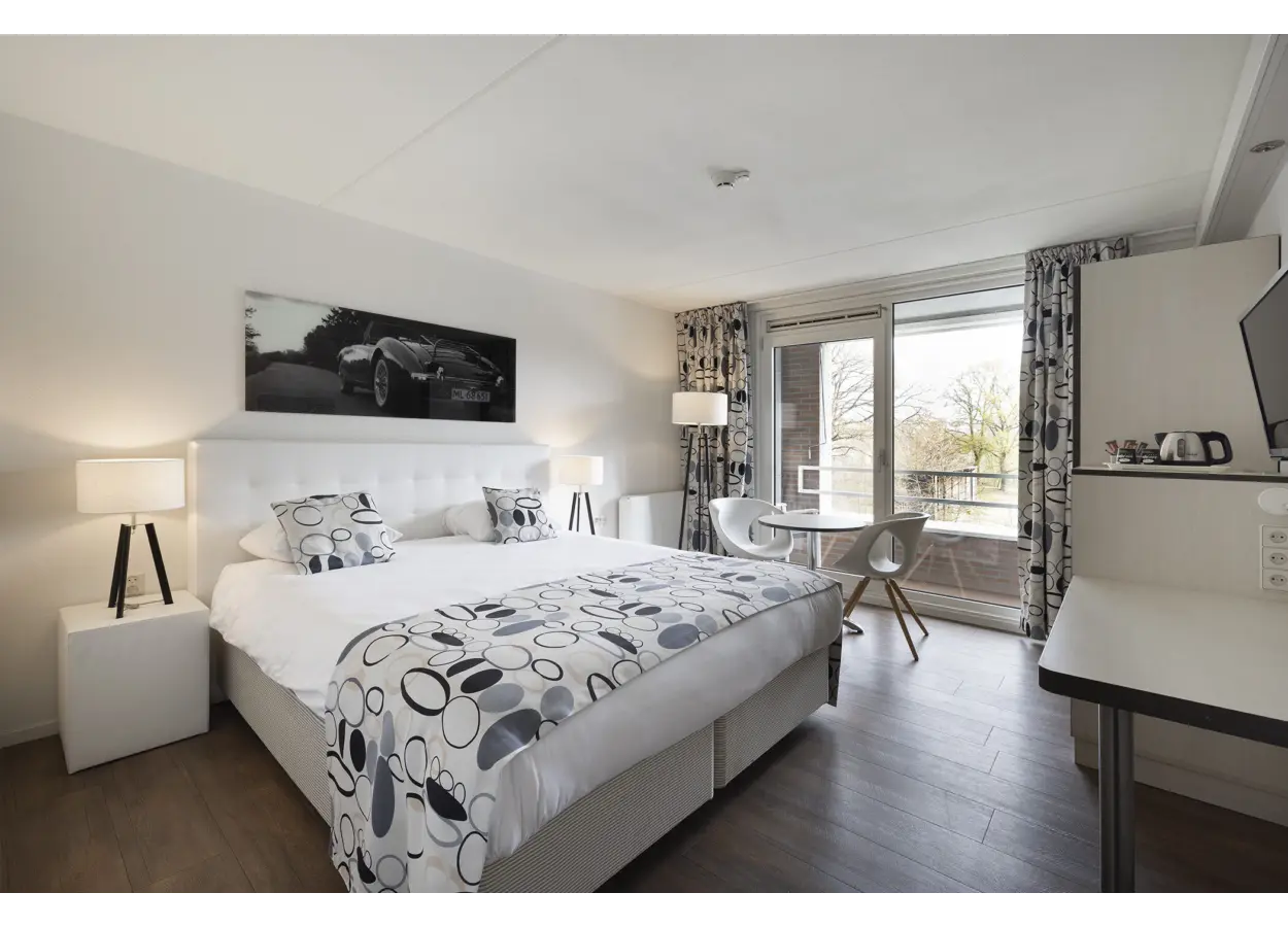 01 KAK9858 KQ2 SPW7 KSHR96 CDGR