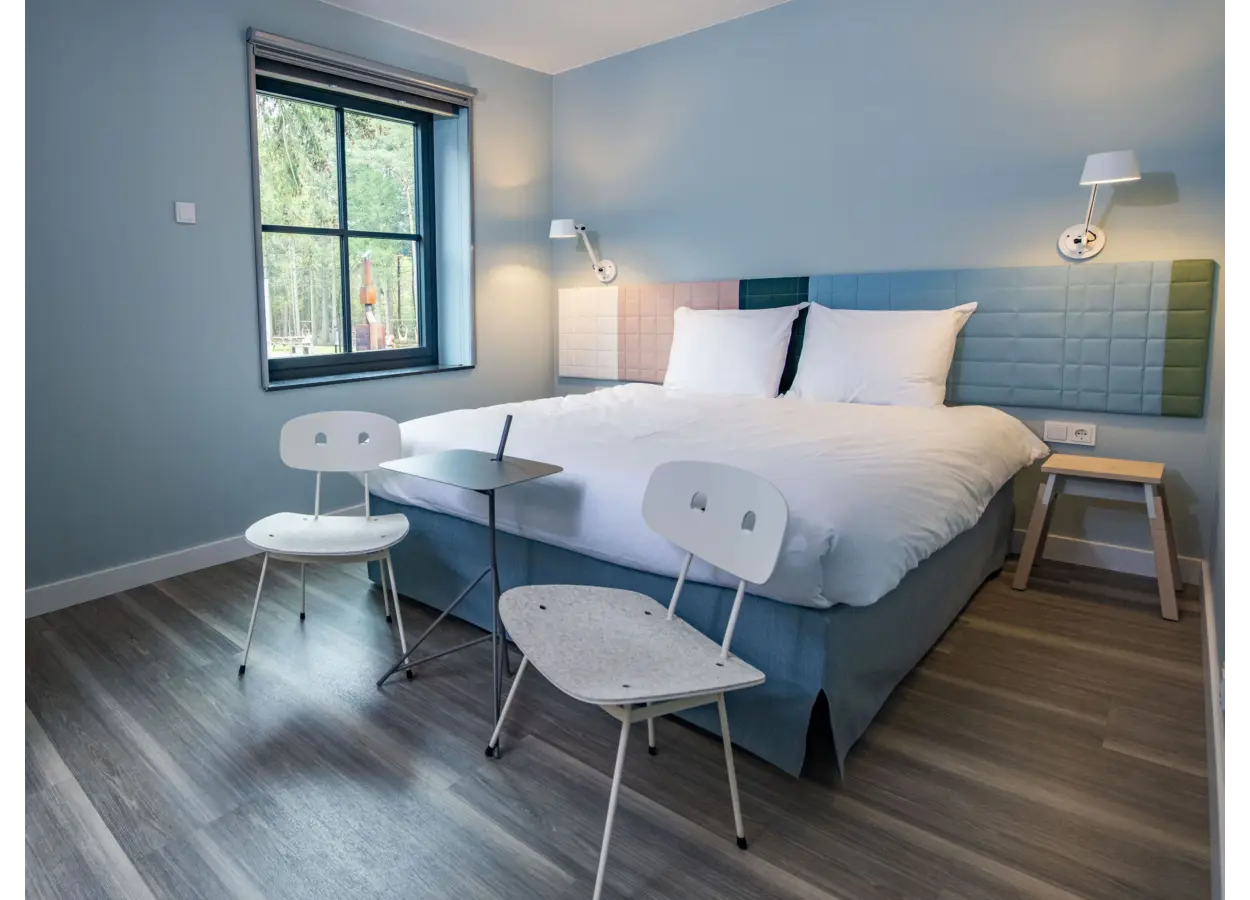 01 KKE1 A9065 H39 G0 DR9 QZ2 C7 RX