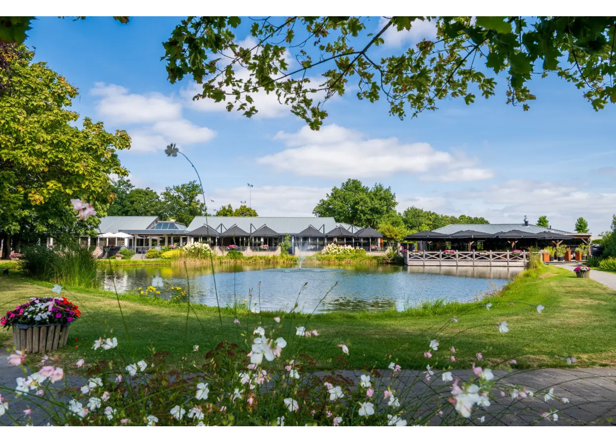 01 KAJNW3 APBWMZVS4 RHMCD0 ZB5