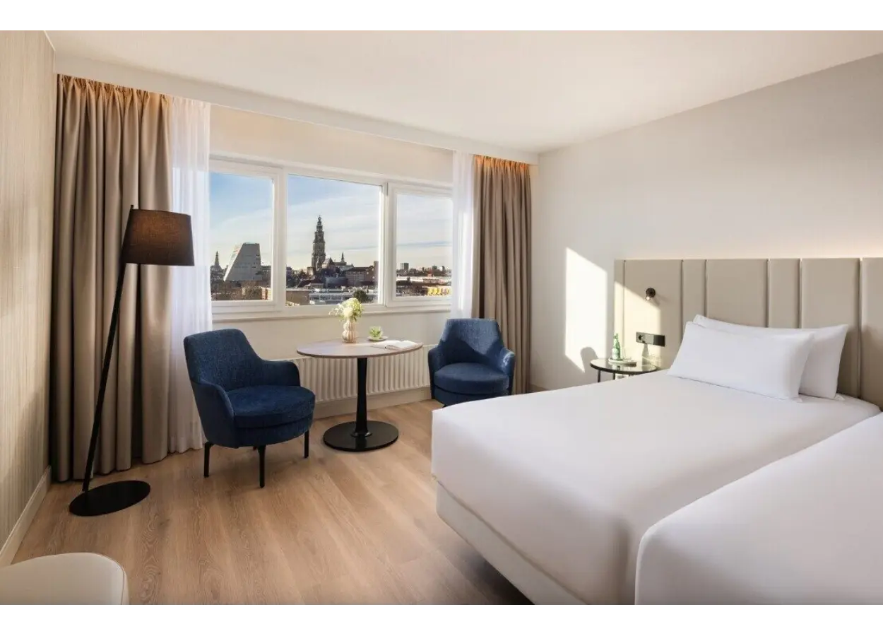 01 KFZPWJB9 ABHWPRWYQR62 RYD9