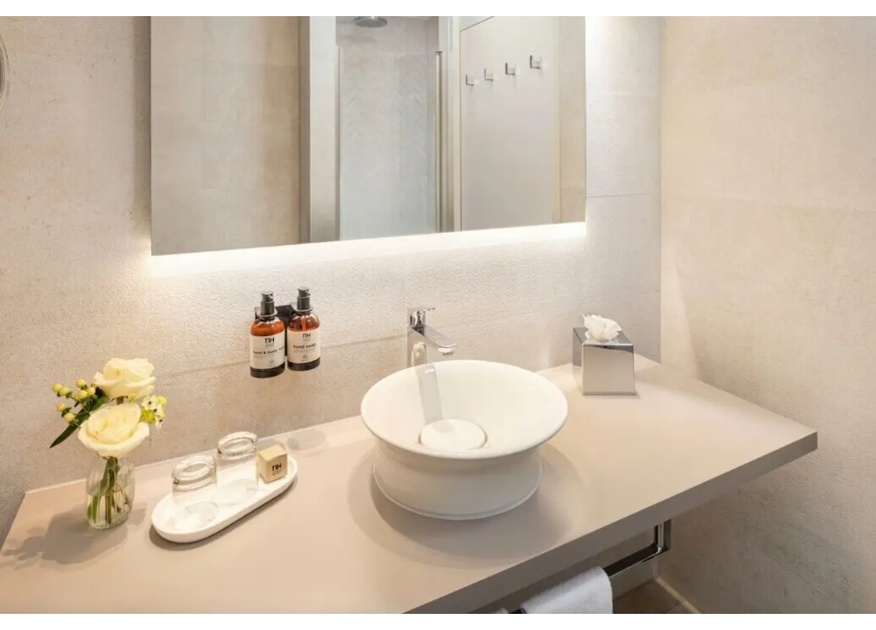 01 KFZPWYKDD72 R5 NCG2 HG66 Z7 Z