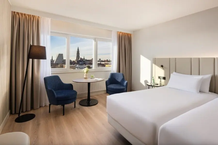 01 KFZPWJB9 ABHWPRWYQR62 RYD9