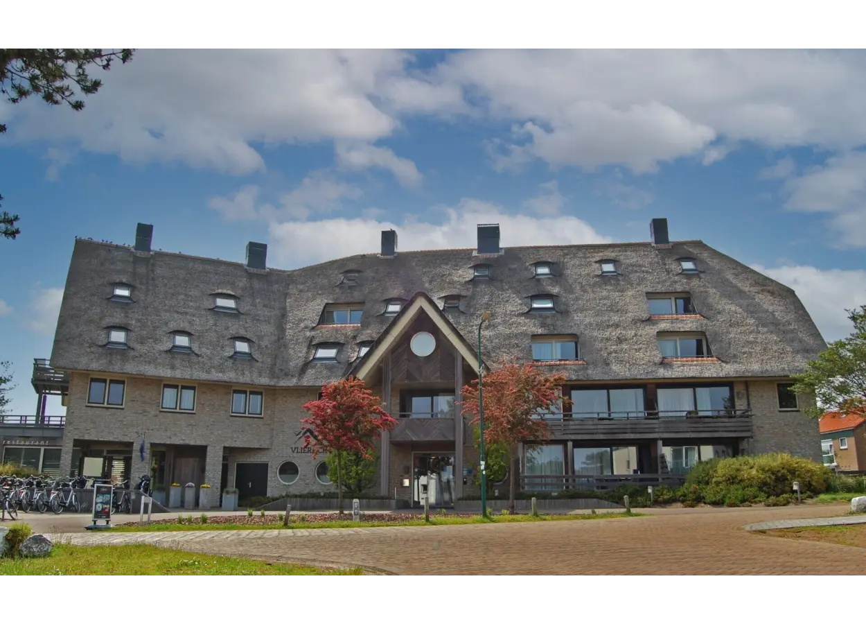 01 KJ4 VBVJX52 N2645 F1 RQ4 JYTP