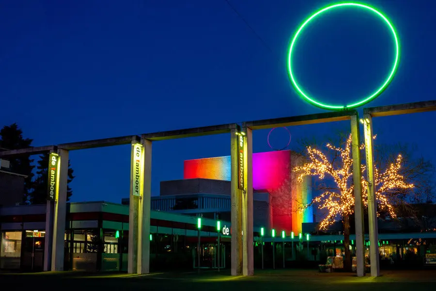 01 KFB3 FYBE497 SVE4 T8 FHX7 T57